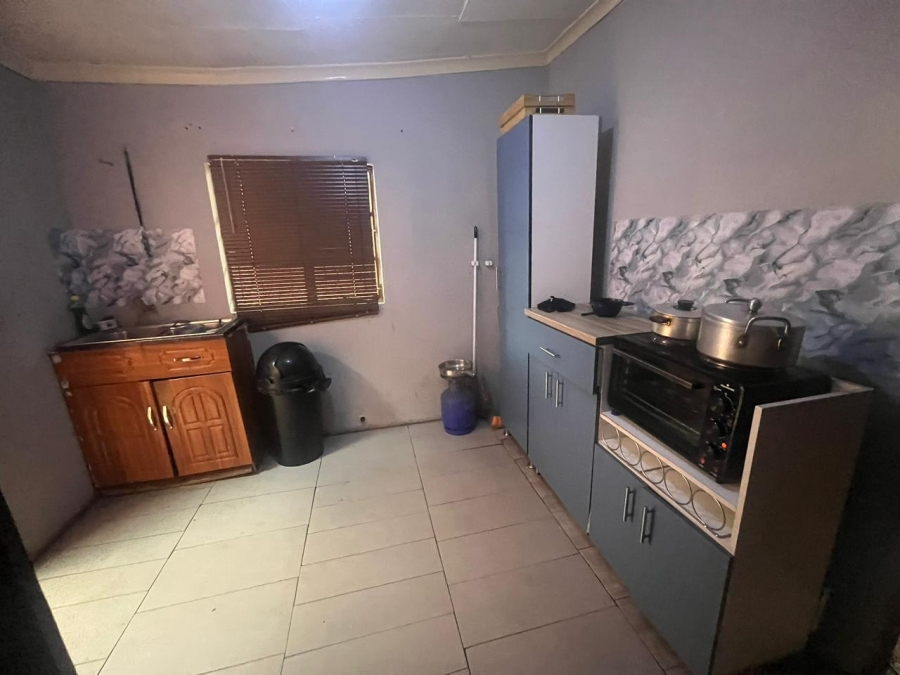 2 Bedroom Property for Sale in Kwazakhele Eastern Cape